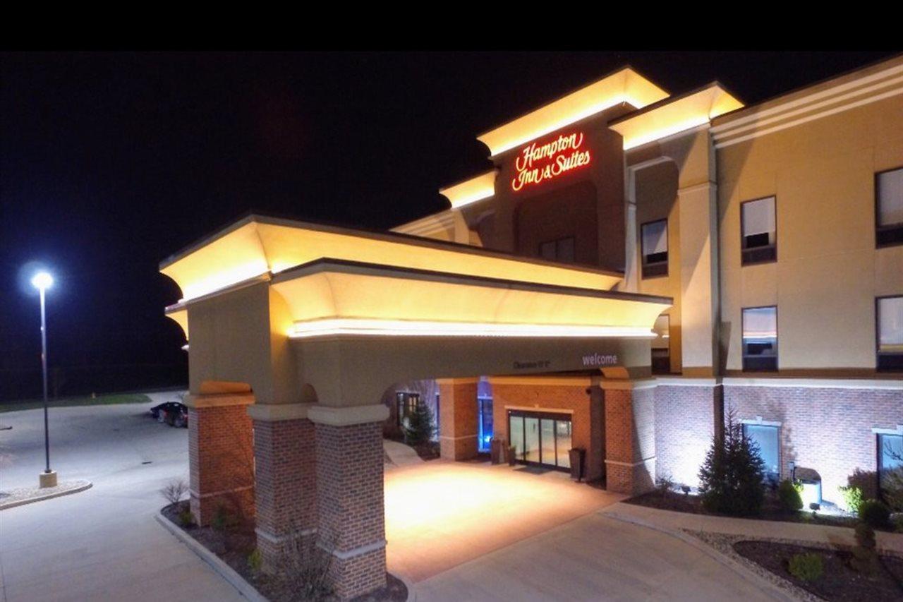 Hampton Inn & Suites Middlebury Экстерьер фото
